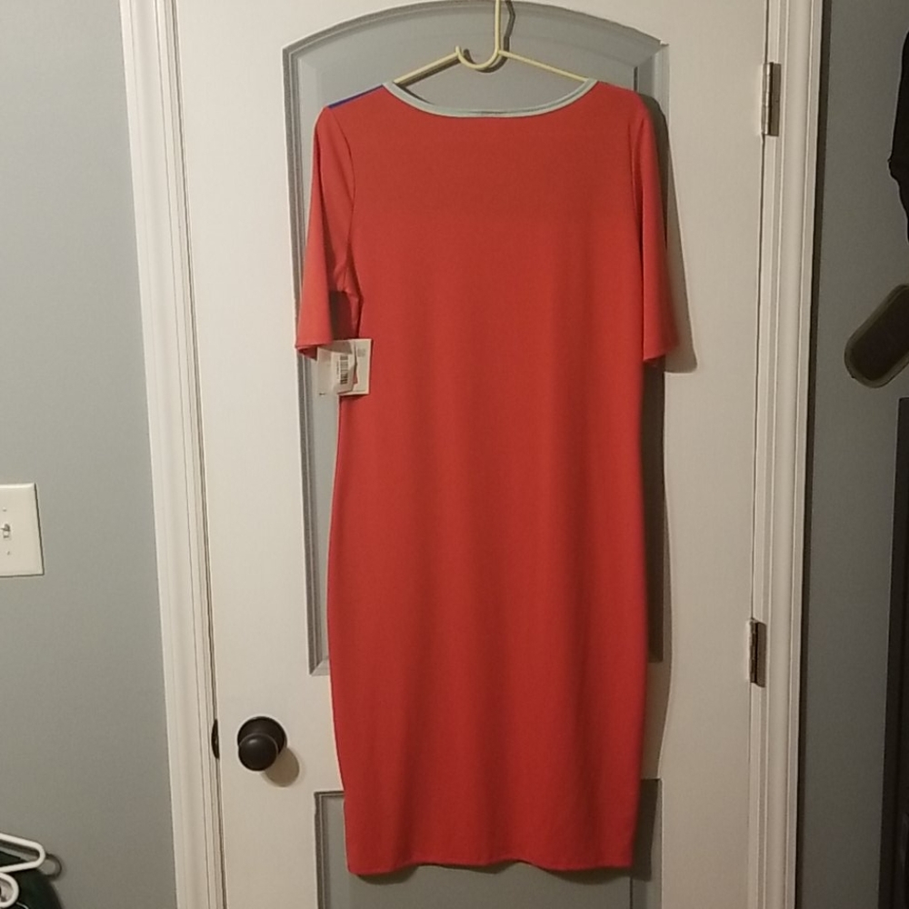 Lularoe Julia - Picture 2 of 3